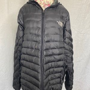 Mens North Face puffer black